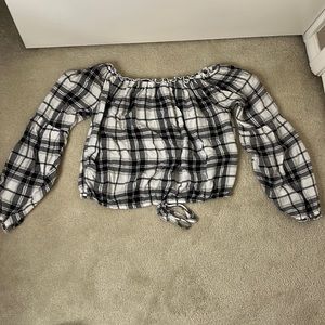 Hollister, cropped blouse